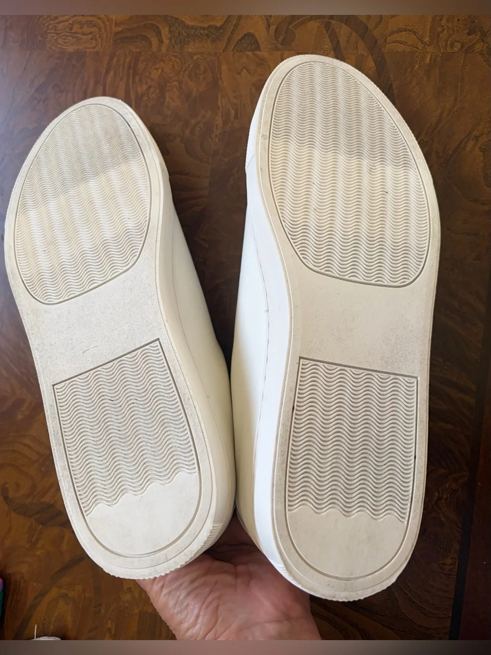 Men's Classic White Low-Top Sneakers - Minimal Leather Look